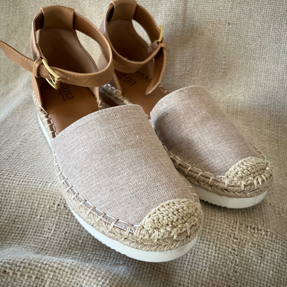 A.N.A Women's Carrie Tan Espadrilles with Ankle Strap Size 7